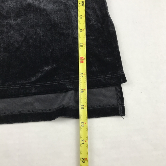 Kensie Velvet and Lace Black Long Sleeve B… - Picture 6 of 8